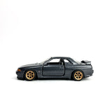 1/64 wheels with easy installation, monoblock SS design in Brilliant Bronze with low profile tires, on Tomica Premium Nissan Skyline GT-R BNR32